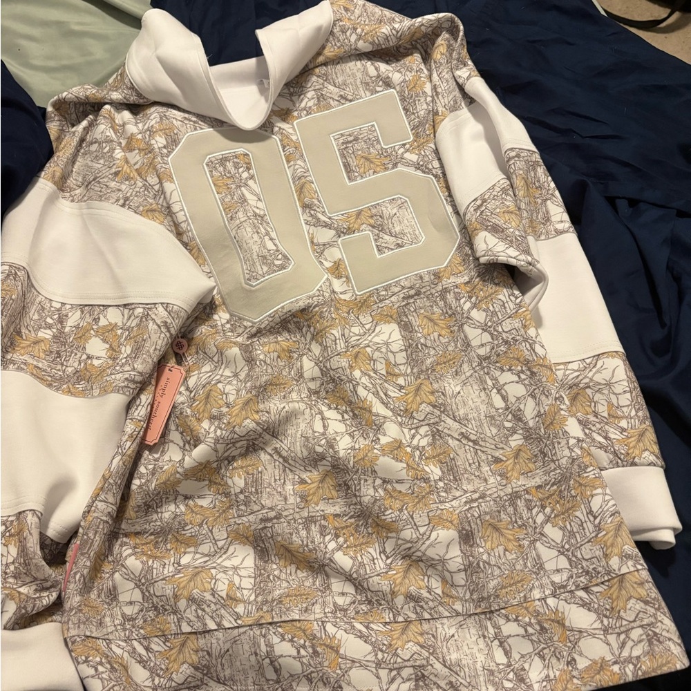 Simply southern pullover - Picture 2 of 2